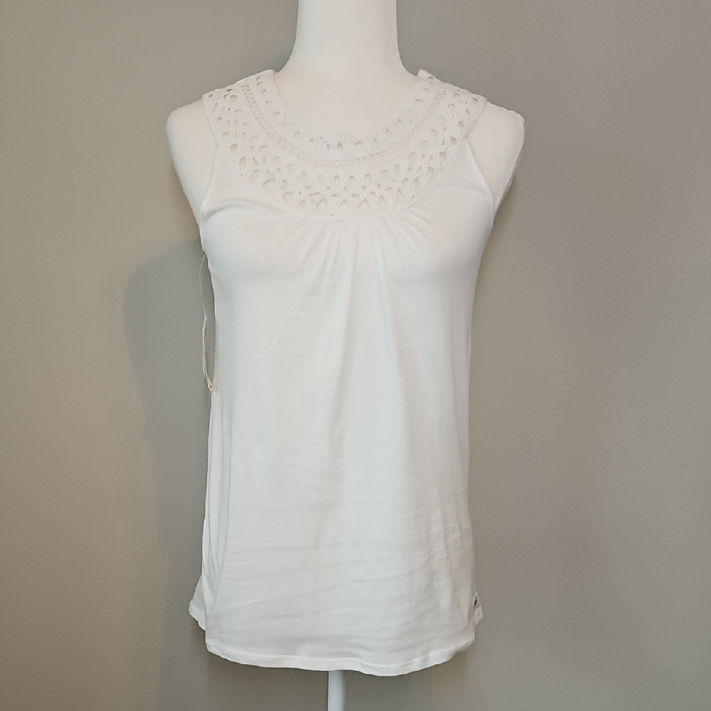 New York & Company White Crochet Neck Tank Top
